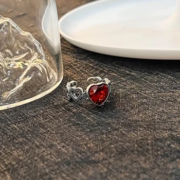 NewRetro Rose Dove Blood Red циркон сърце отваряне пръстен за жени с малък и луксозен дизайн