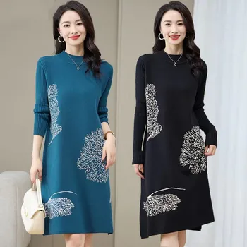 Дамска мода Ежедневна плетена рокля за есен зима 2023 Нови дрехи половин висока яка печат женски A-линия дъното дълъг пуловер