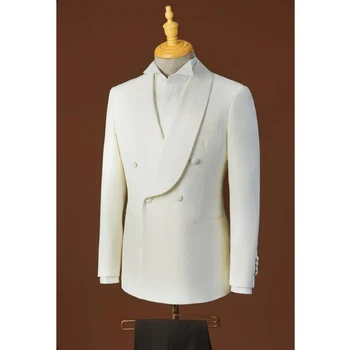 Костюм от две части Заоблените радиани и линиите на шала яка Чисто бяла двуредна рокля Сценичен костюм Мъжки якета
