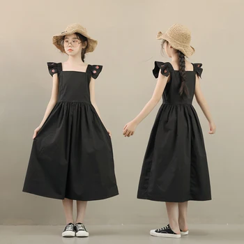 Момичета Черни рокли Голяма детска квадратна яка Ягода бродирани маншети рокля Ежедневни минималистични дрехи 2023 Лято Ново